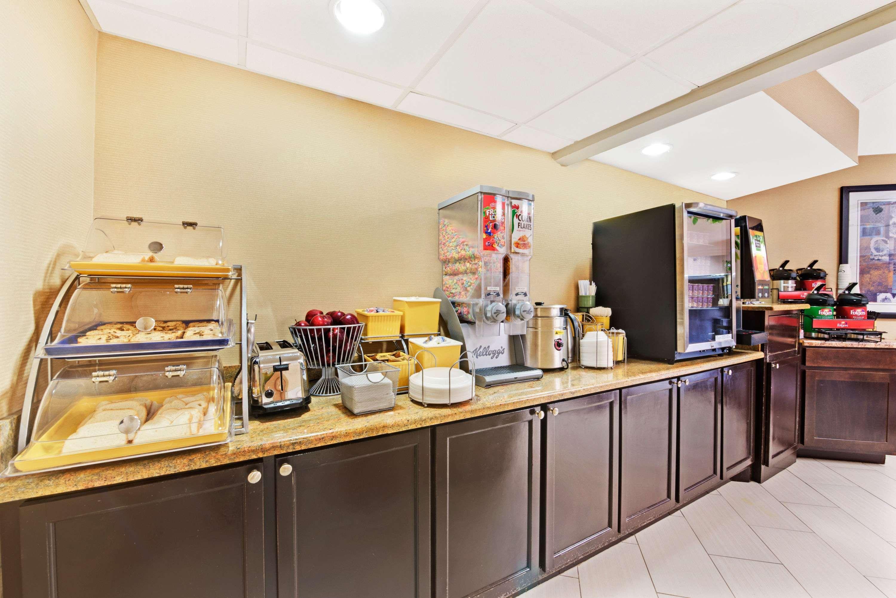 Days Inn & Suites By Wyndham Desoto Ngoại thất bức ảnh